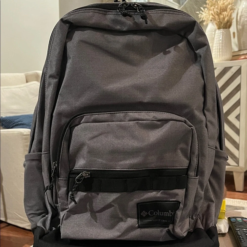 Columbia Zigzag II 30L Backpack- City Grey Heather/Black/NWT